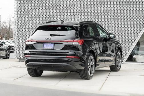2025 Audi Q4 e-tron Prestige 55 quattro
