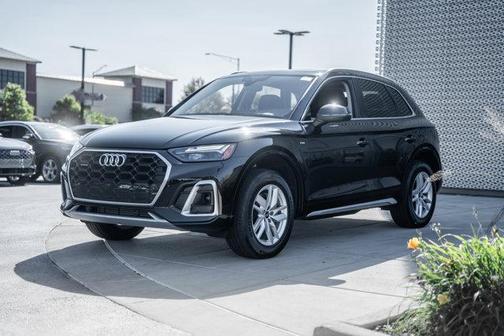 2023 Audi Q5 45 S line Premium