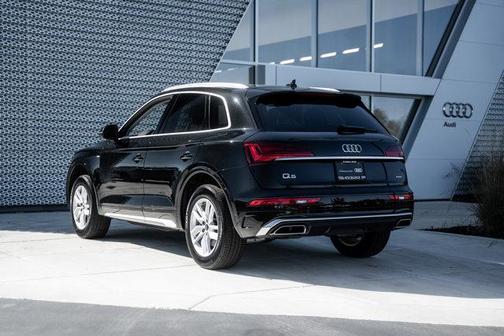 2023 Audi Q5 45 S line Premium
