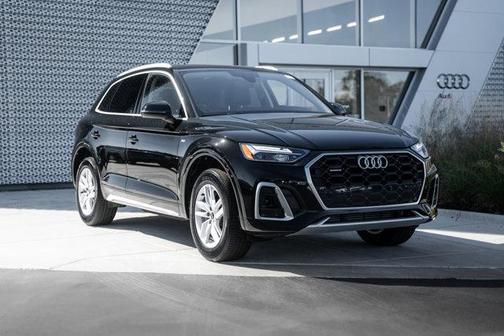2023 Audi Q5 45 S line Premium