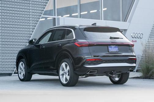 2025 Audi Q5 Premium Plus TFSI quattro S tronic