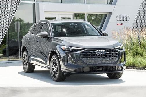 2025 Audi Q5 Premium Plus
