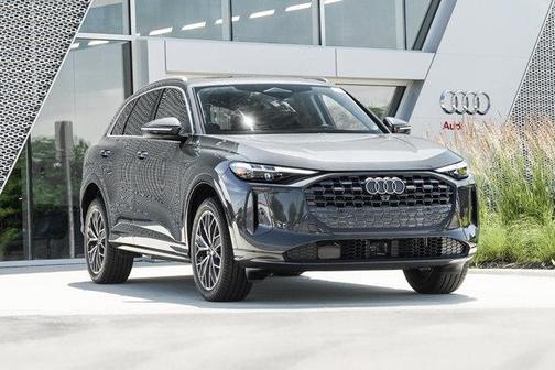 2025 Audi Q5 Premium Plus