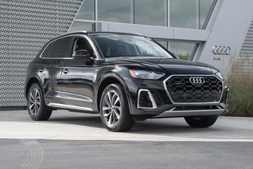 2023 Audi Q5 45 S line Premium Plus
