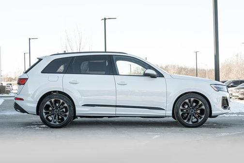 2026 Audi Q7 55 Premium Plus