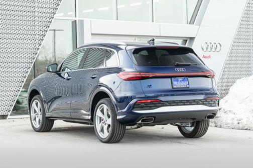 2025 Audi Q5 Premium Plus TFSI quattro S tronic
