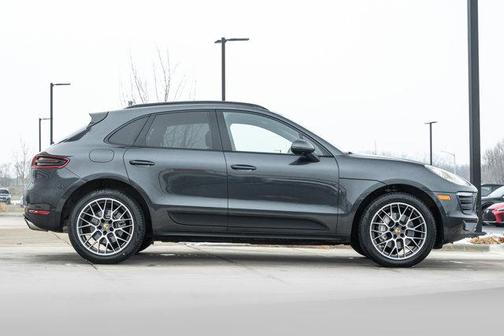 2018 Porsche Macan S