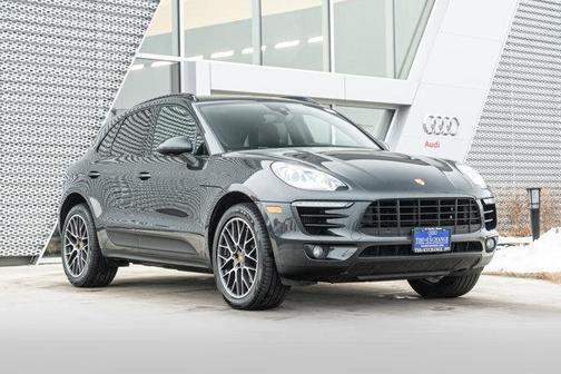 2018 Porsche Macan S