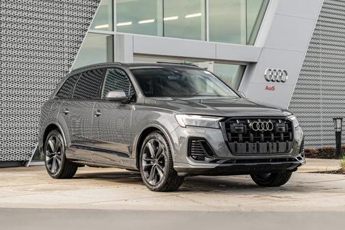 Samurai Gray Metallic 2026 Audi Q7 55 Premium Plus