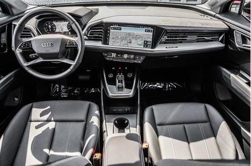 2024 Audi Q4 e-tron Premium Plus 55 quattro