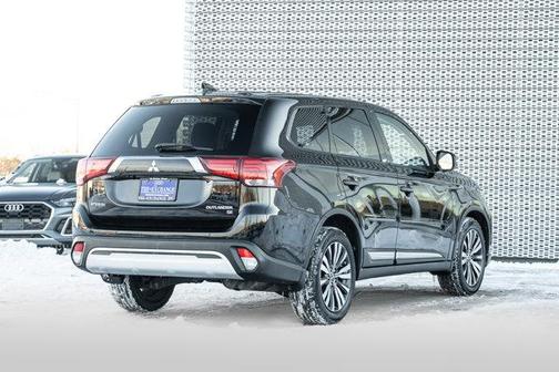 2019 Mitsubishi Outlander SE