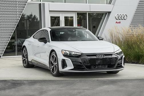 2022 Audi e-tron GT Prestige