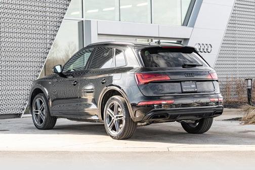 2023 Audi Q5 55 S line Premium Plus