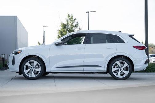 2025 Audi Q5 Prestige TFSI quattro S tronic