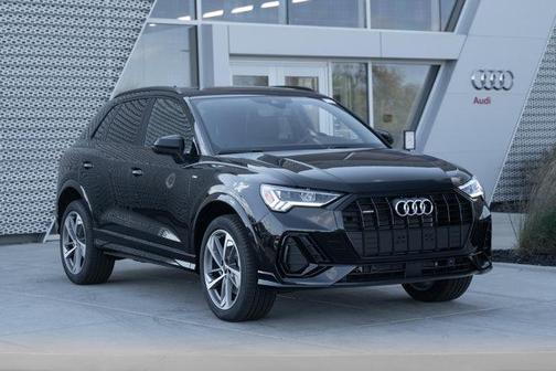2025 Audi Q3 Premium 45 TFSI S line quattro Tiptronic