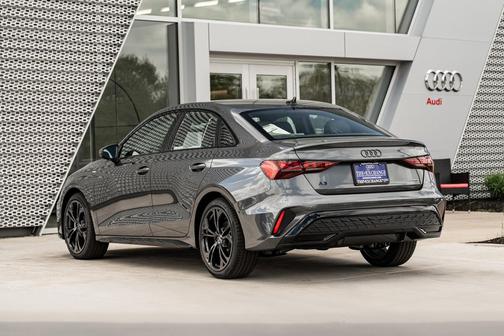 Arrow Gray Pearl Effect 2026 Audi A3 Premium