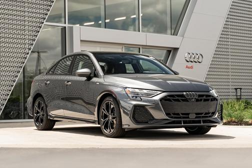 Arrow Gray Pearl Effect 2026 Audi A3 Premium