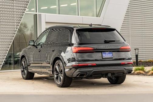 2026 Audi Q7 55 Premium Plus
