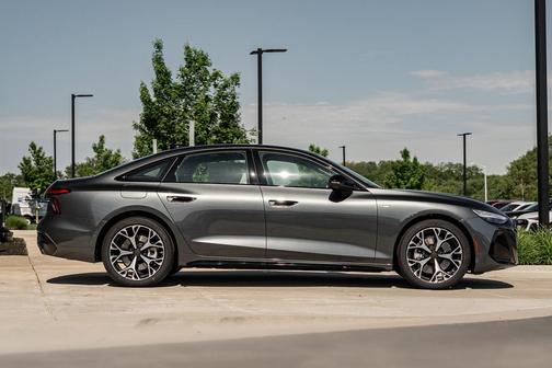 Daytona Gray Pearl Effect 2026 Audi A6 Premium Plus quattro S tronic