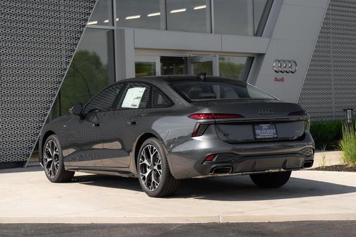 Daytona Gray Pearl Effect 2026 Audi A6 Premium Plus quattro S tronic