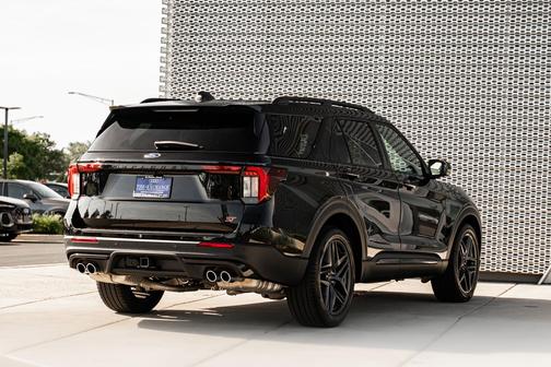 Agate Black Metallic 2025 Ford Explorer ST