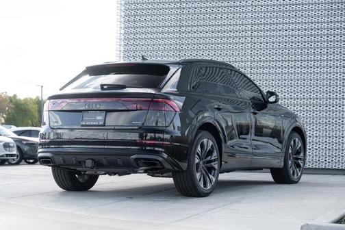2025 Audi Q8 55 Prestige