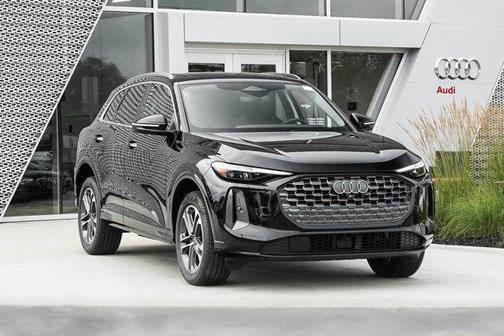 2025 Audi Q5 Premium Plus