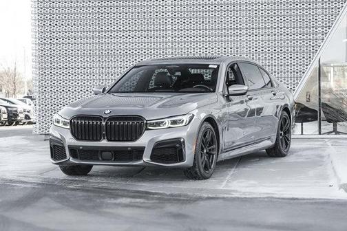 2022 BMW 750 i xDrive