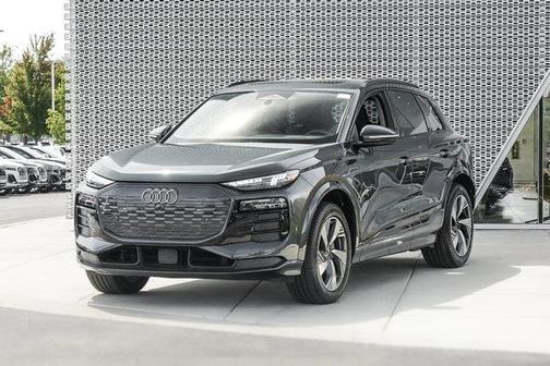 2025 Audi Q6 e-tron Premium Plus quattro