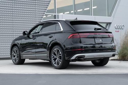 2024 Audi Q8 55 Prestige