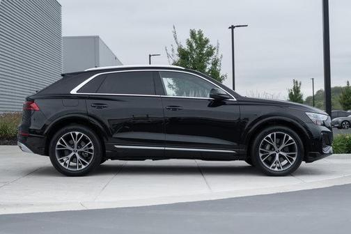 2024 Audi Q8 55 Prestige
