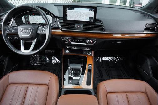 2022 Audi Q5 45 S line Premium Plus