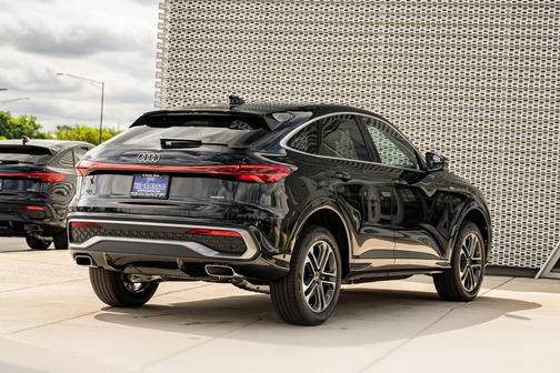 Mythos 2026 Audi Q5 Sportback Premium TFSI quattro S tronic