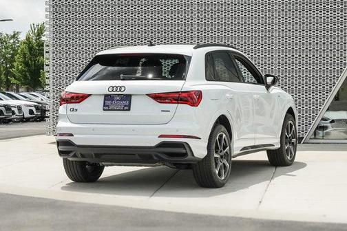 2025 Audi Q3 45 S line Premium Plus