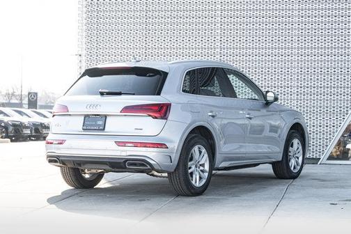 2023 Audi Q5 45 S line Premium