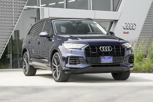 2020 Audi Q7 55 Premium Plus