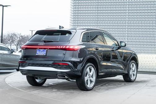 2025 Audi Q5 Premium Plus TFSI quattro S tronic