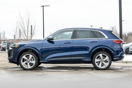 2025 Audi Q5 Premium Plus TFSI quattro S tronic