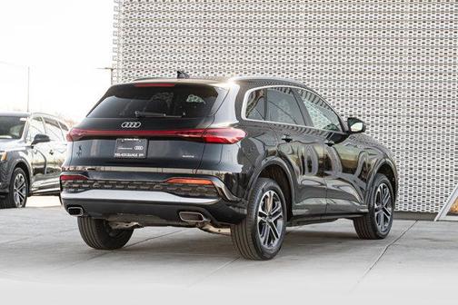 2025 Audi Q5 Premium TFSI quattro S tronic
