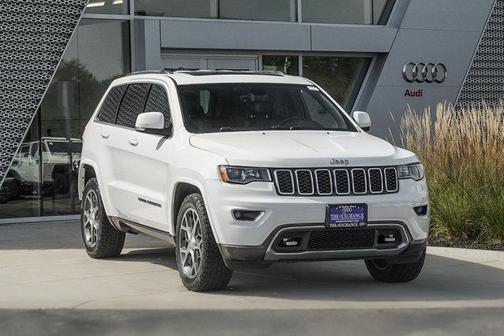 2018 Jeep Grand Cherokee Sterling Edition