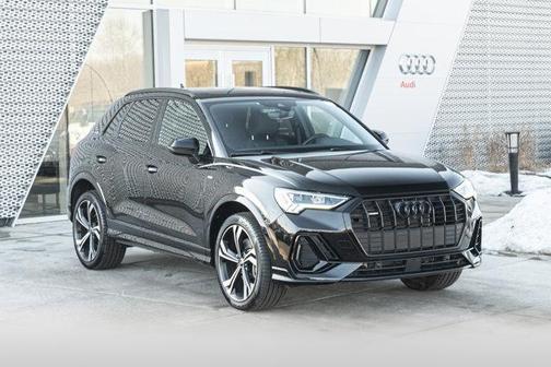2023 Audi Q3 45 S line Premium Plus