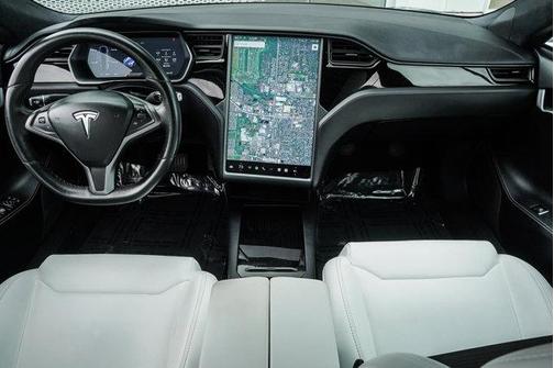 2018 Tesla Model S 75D