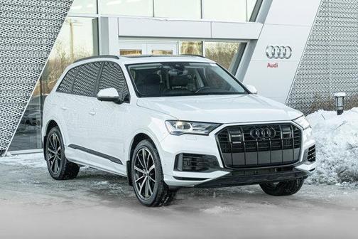 2023 Audi Q7 55 Premium Plus