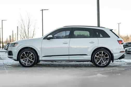 2023 Audi Q7 55 Premium Plus