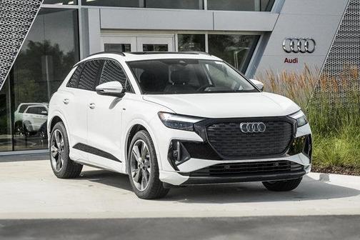 2024 Audi Q4 e-tron Premium Plus 55 quattro