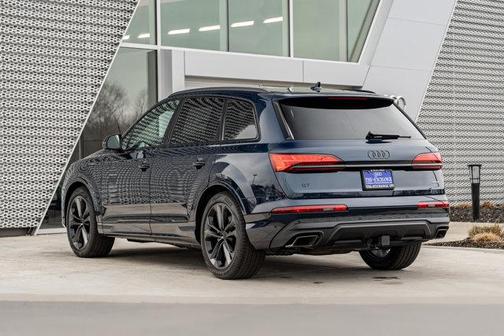 Waitomo 2026 Audi Q7