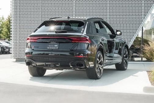 2022 Audi RS Q8 4.0T