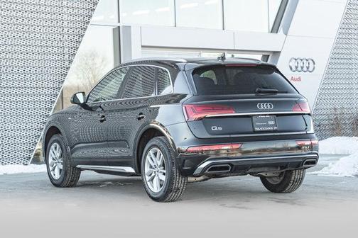 2023 Audi Q5 45 S line Premium
