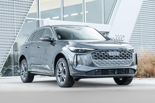 2025 Audi Q5 Premium Plus TFSI quattro S tronic