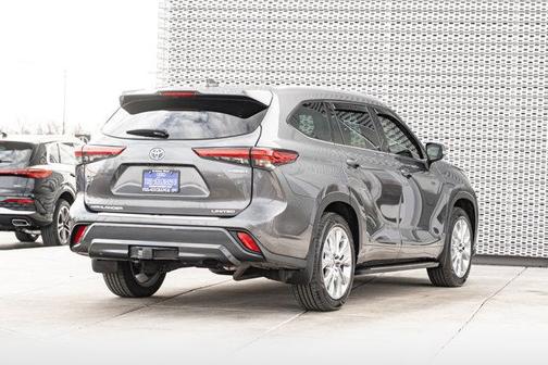 2023 Toyota Highlander Hybrid Limited